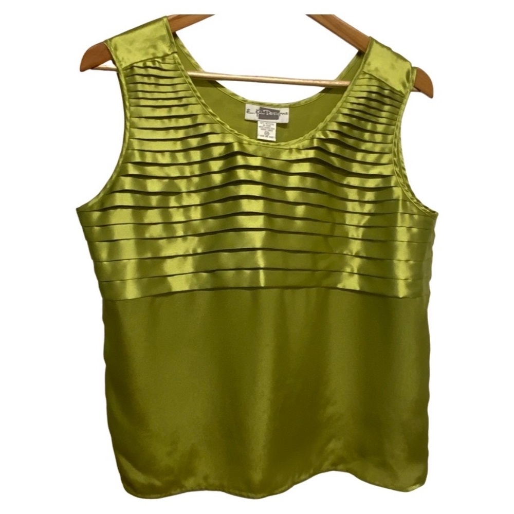 Women’s Green Sleeveless Top (Size 12)